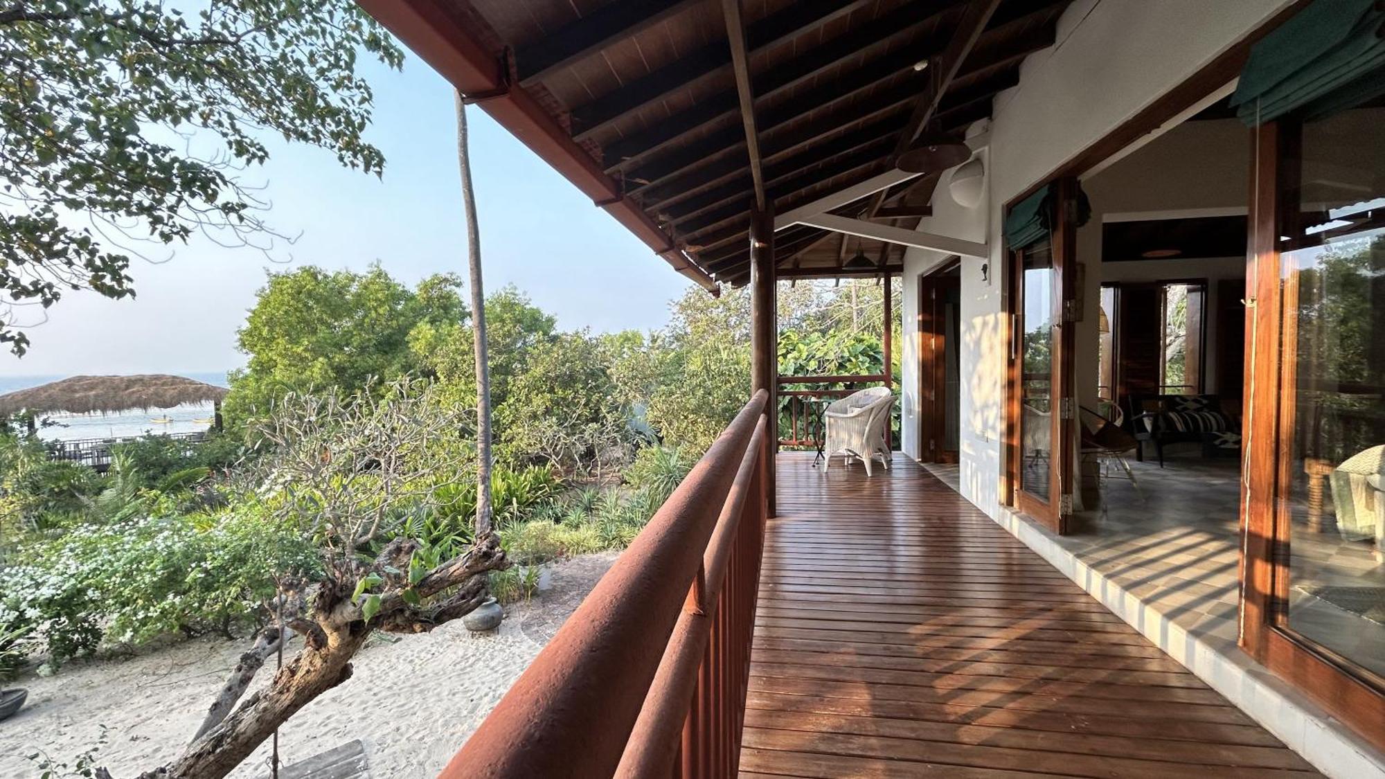 Saffronstays Stella Maris - Luxury Beach Front Villa Near Redi Beach Querim Exterior photo