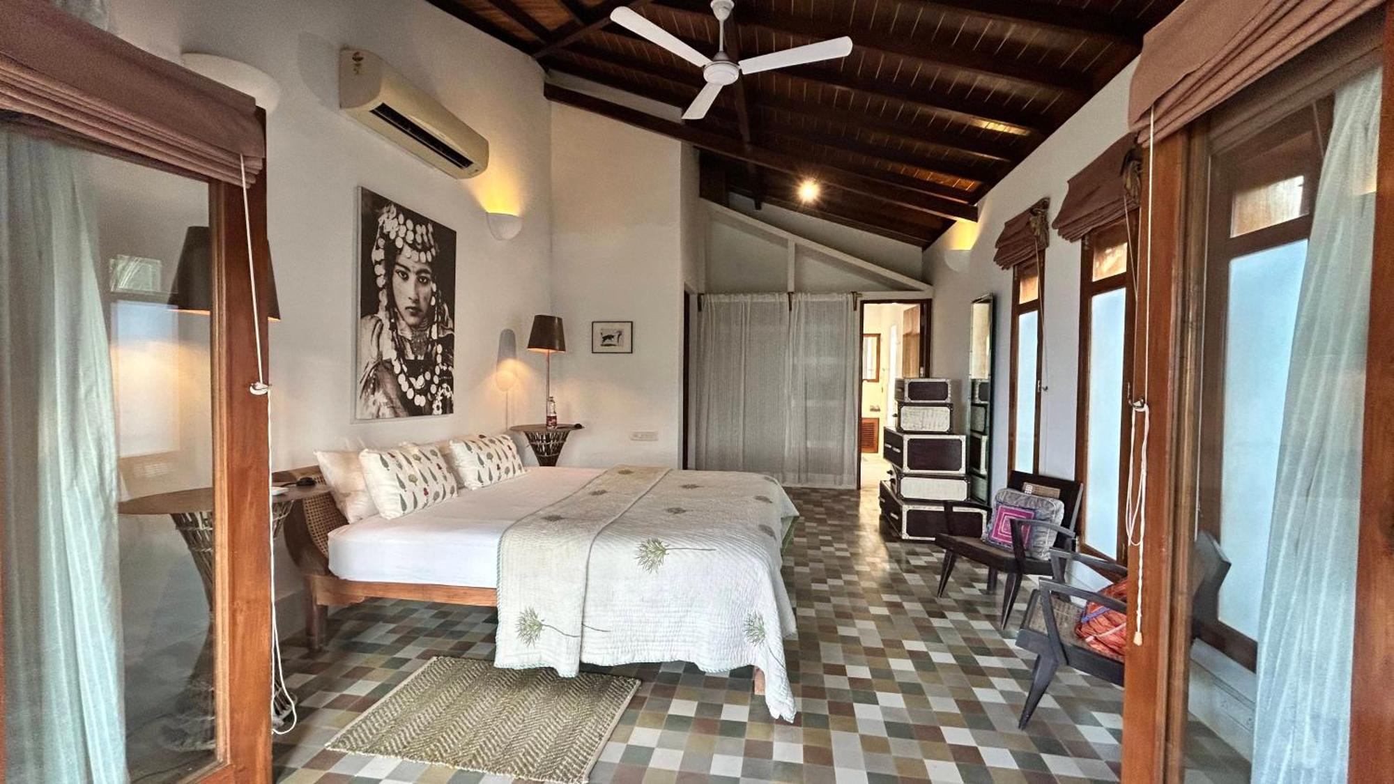 Saffronstays Stella Maris - Luxury Beach Front Villa Near Redi Beach Querim Exterior photo